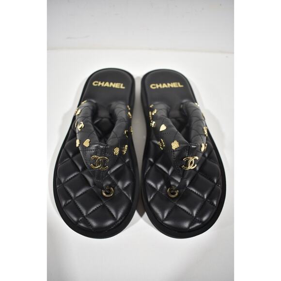 Chanel 23P Black Quilted Charms Padded Pool Thong Logo Slide Flat Sandal 37.5 - Picture 7 of 12